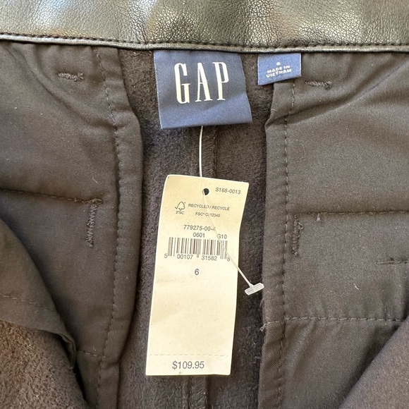 The GAP Faux-leather straight leg pants - Picture 4 of 4